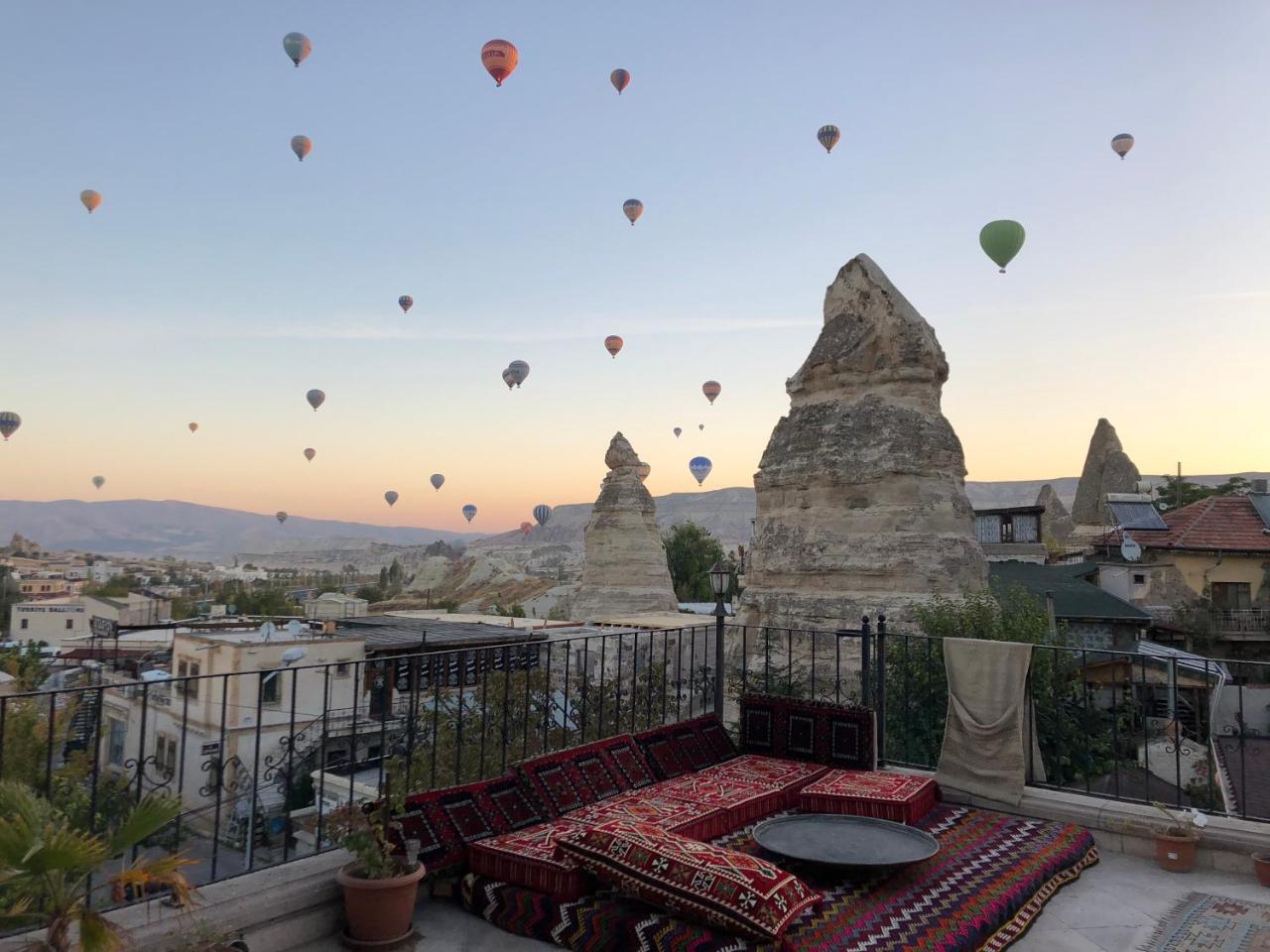 Cappadocia Stone Palace Göreme Kültér fotó